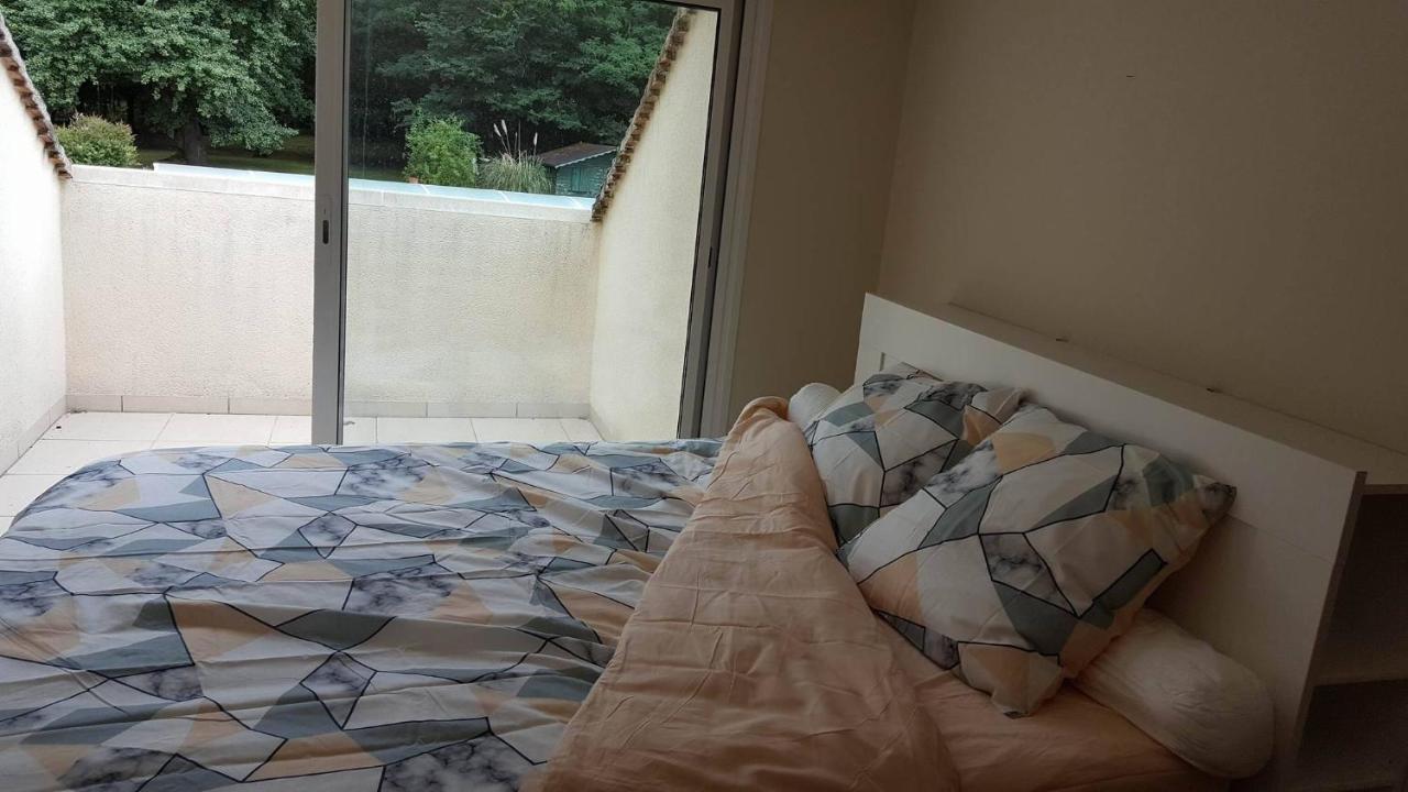 Villa Dikaria Montacher Zewnętrze zdjęcie